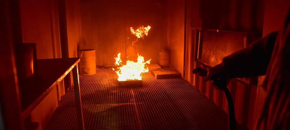 Securitas Academy - First intervention - Fire Fighting Truck